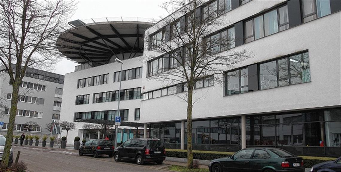 ... contra Arcus-Sportklinik.