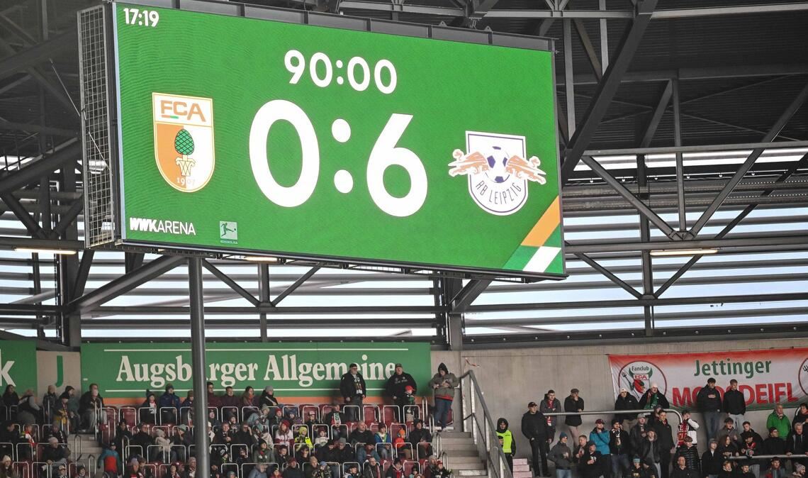 0:6 - ein historisches Heim-Ergebnis für den FC Augsburg.