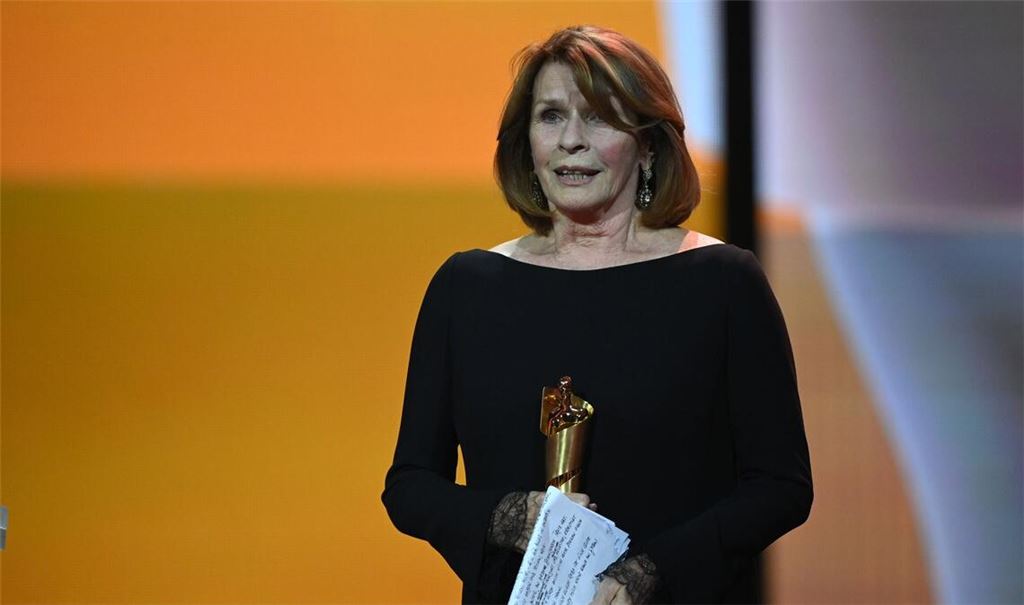 2021 erhielt Senta Berger den Ehrenpreis des Deutschen Filmpreises - nun ist sie als beste Hauptdarstellerin nominiert. (Archivbild)