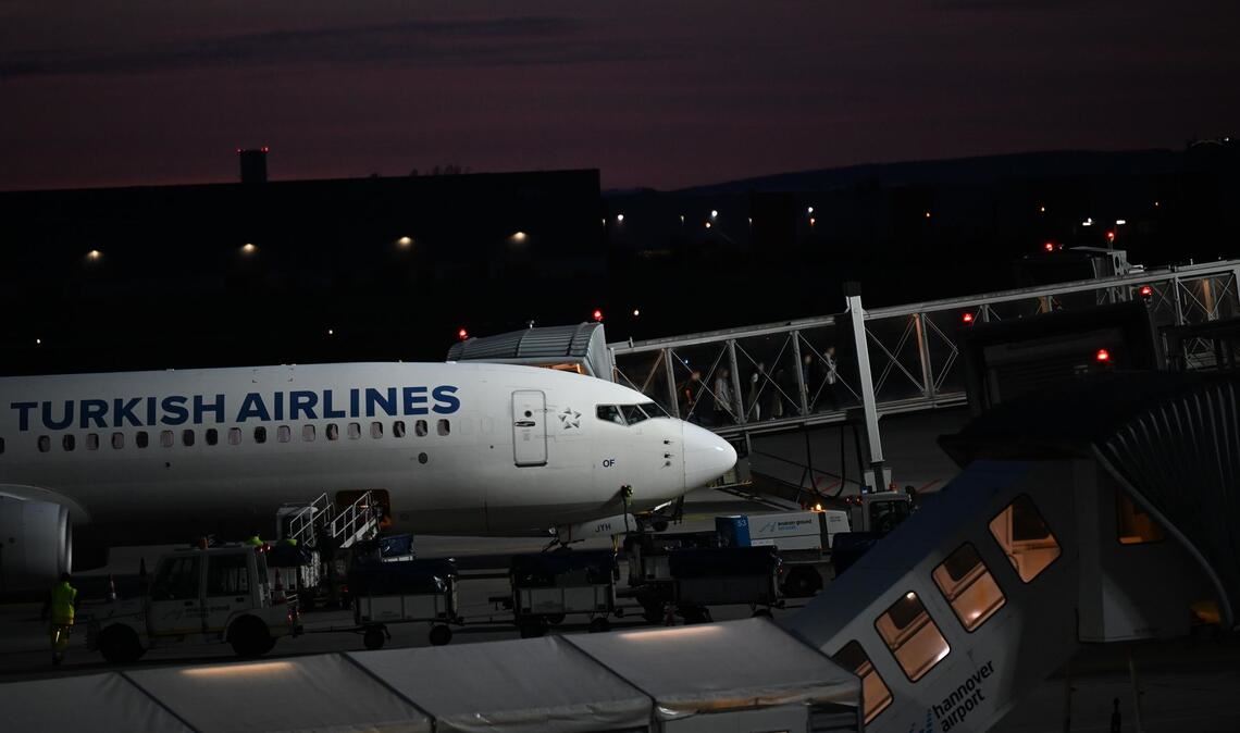 31 Afghanen sind mit dem Flugzeug in Hannover angekommen.