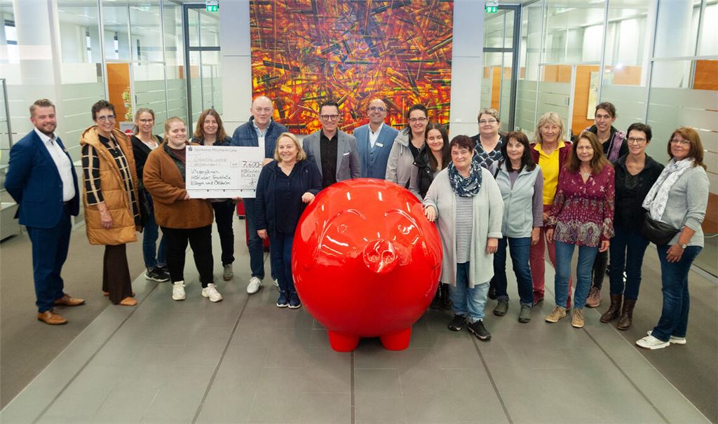 38 Kindergärten in Mühlacker, Illingen und Ötisheim freuen sich über eine Spende der Sparkasse Pforzheim Calw. Foto: Fotomoment
