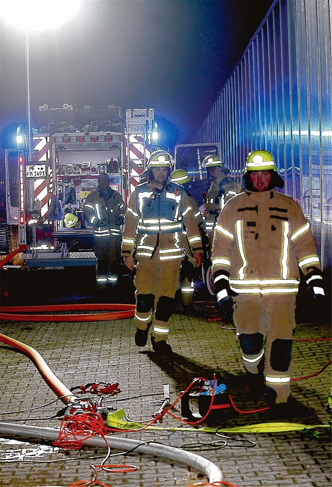Großeinsatz nach Verpuffung in Lomersheim Großeinsatz nach Verpuffung