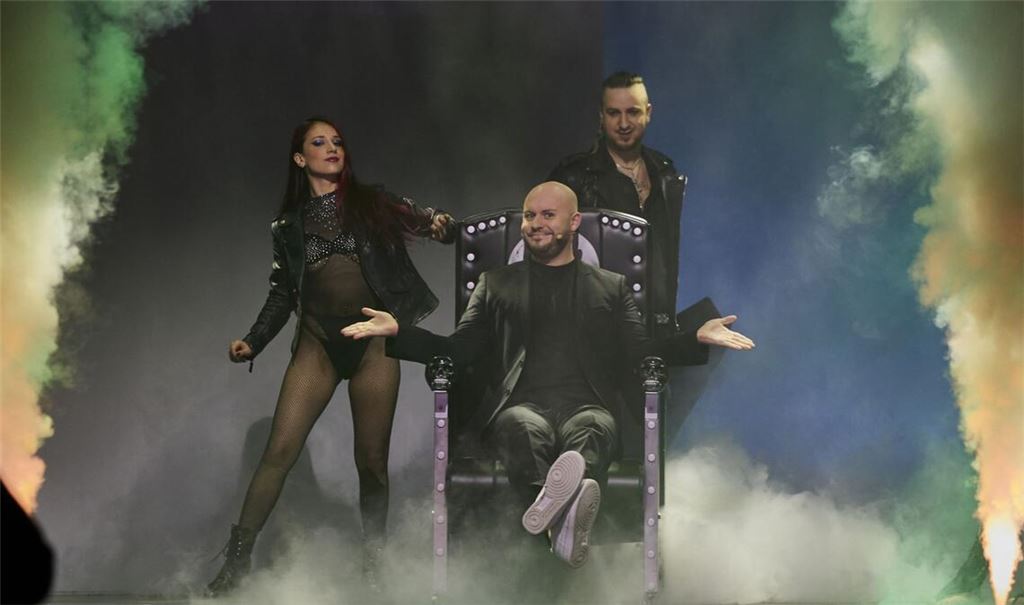 „A Kind Of Magic“ im Friedrichsbau: Kleine Späße und große Effekte