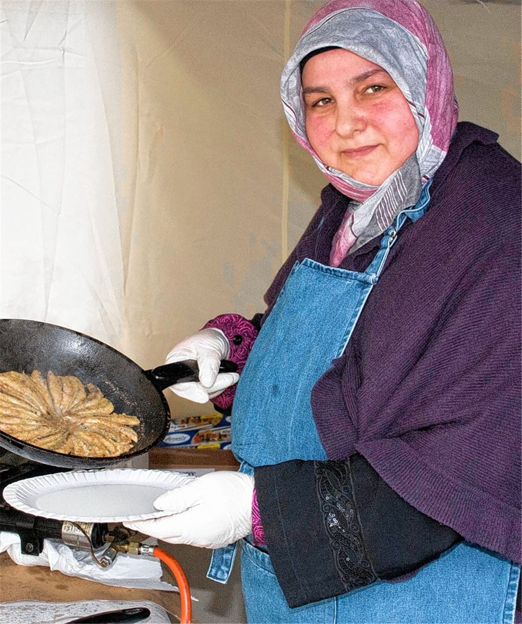 Ab auf den Teller: Der ISV Mühlacker serviert Sardellen.