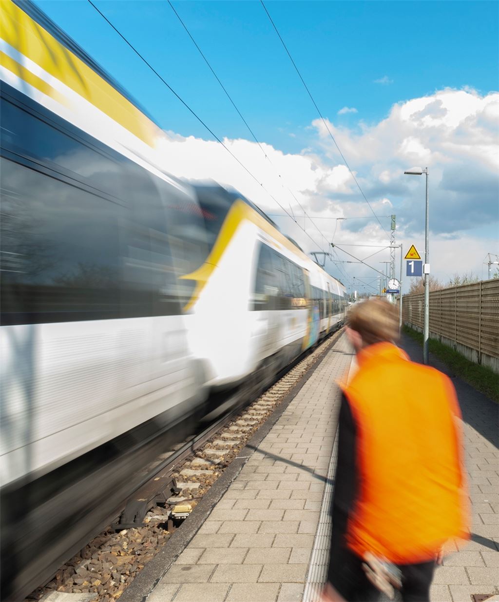 Ab dem 13. Juni soll in Illingen ein weiterer Zug in Richtung Pforzheim halten.Fotomoment