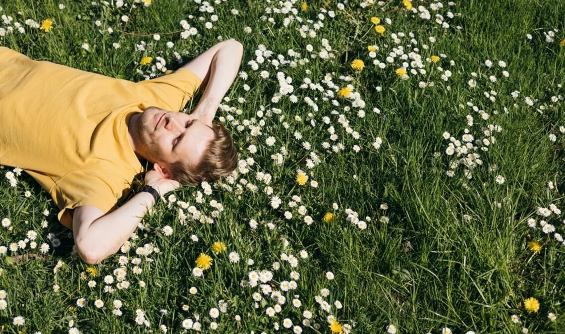 Ab welchem UV-Index die Haut braun wird, wie UV-A und UV-B wirken und warum Sonnenschutz dabei wichtig bleibt – hier gibt’s alle Infos kompakt erklärt.