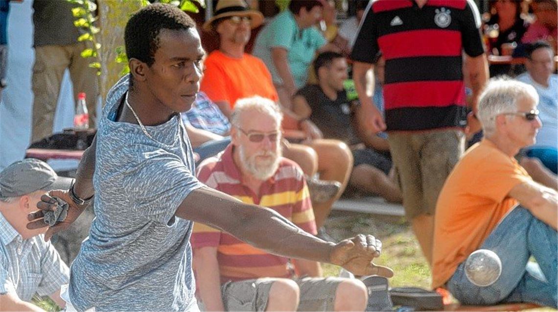 Lokale Größen mischen munter mit