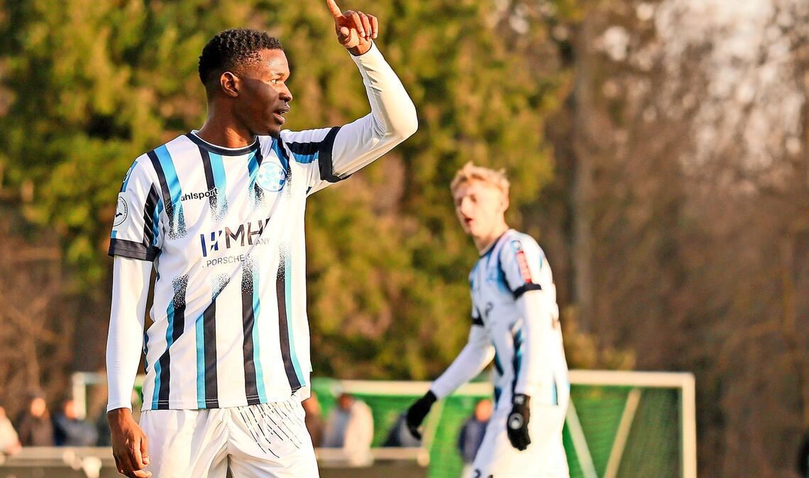 Abdoulie Mboob konnte bisher nur in Testspielen für die Stuttgarter Kickers am Ball sein.