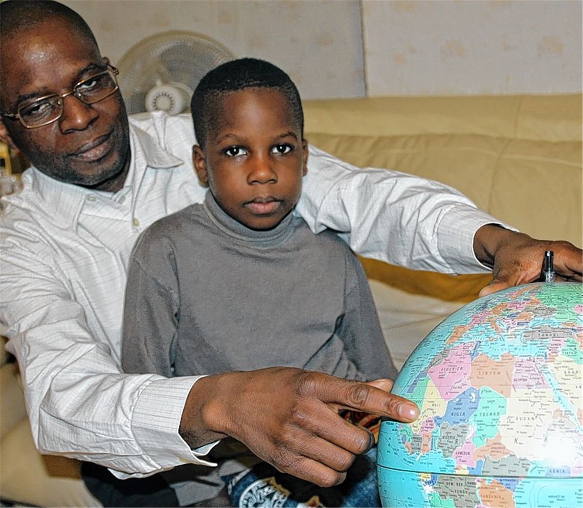 Aboubakar Maiga ist erschüttert: In seinem Heimatland Mali tobt ein blutiger Krieg. Foto: Roth