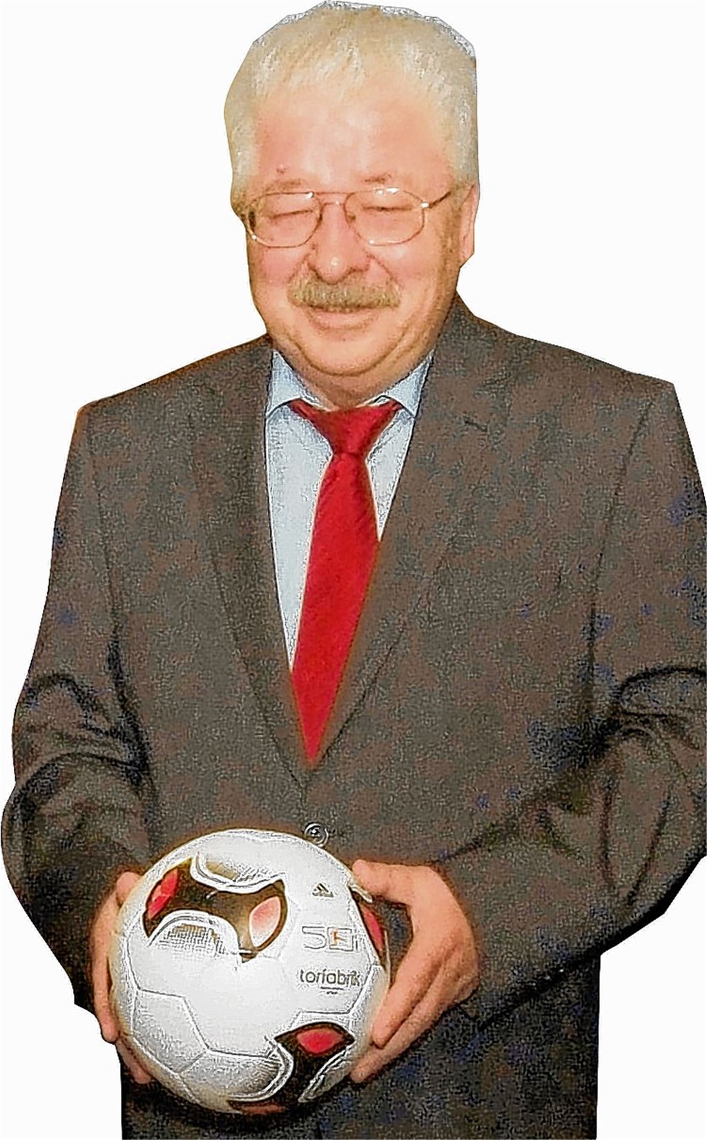 Abschied nach 28 Jahren ehrenamtlichem Engagement: Seit 1985 gehört Gerhard Schwörer dem Vorstand des Fußballkreises Pforzheim an. seit 2005 führt er den Vorsitz. Foto: Fotomoment