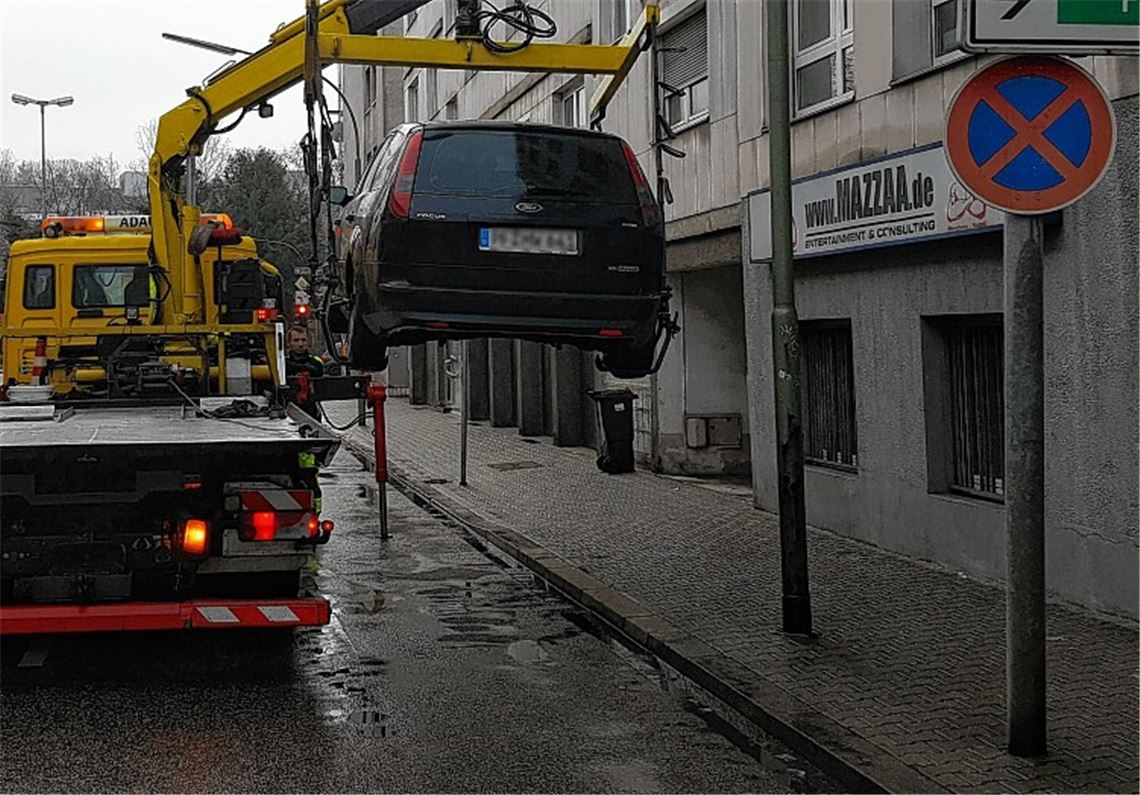 Bei Kontrolle acht Autos abgeschleppt