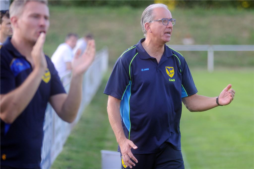 910_0008_115538_vh_Steffen_Domes_Trainer_Lomersheim_6