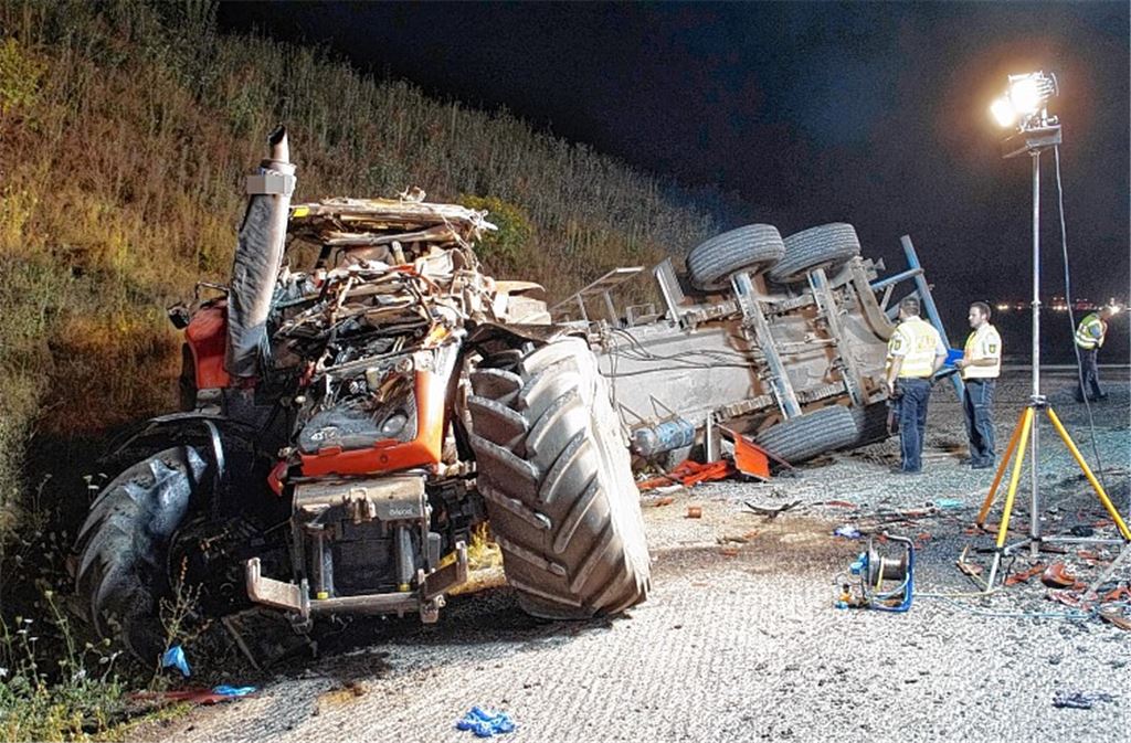 Mann stirbt bei Arbeitsunfall auf A8