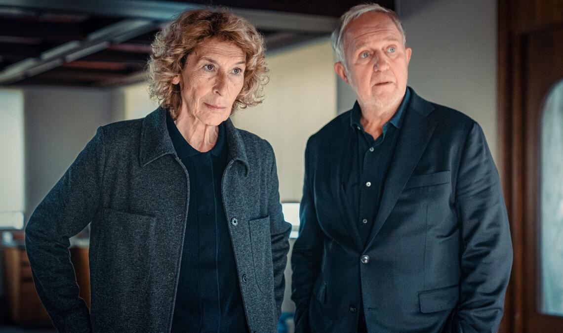 Adele Neuhauser (Rolle: Bibi Fellner, li.), Harald Krassnitzer (Rolle: Moritz Eisner).