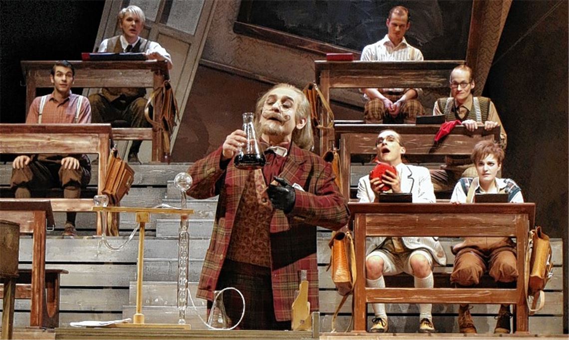 Lausbubenstreiche in der Kleinstadt