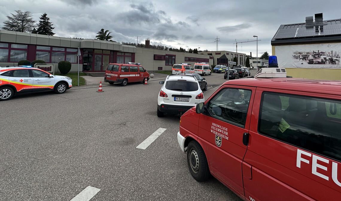 Alarm am Ostermontag am Hallenspielplatz an der Wurmberger Straße in Wiernsheim.