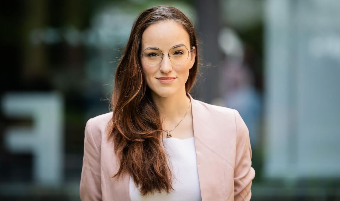 Alena Trauschel will FDP-Generalsekretärin werden - auch sie stellt sich beim Kandidatenhearing vor