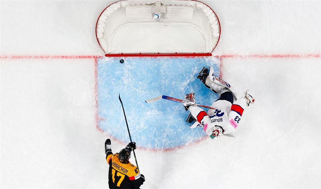 Alexander Karachun brachte die deutsche Eishockey-Nationalmannschaft zum Vorrunden-Abschluss in Führung.
