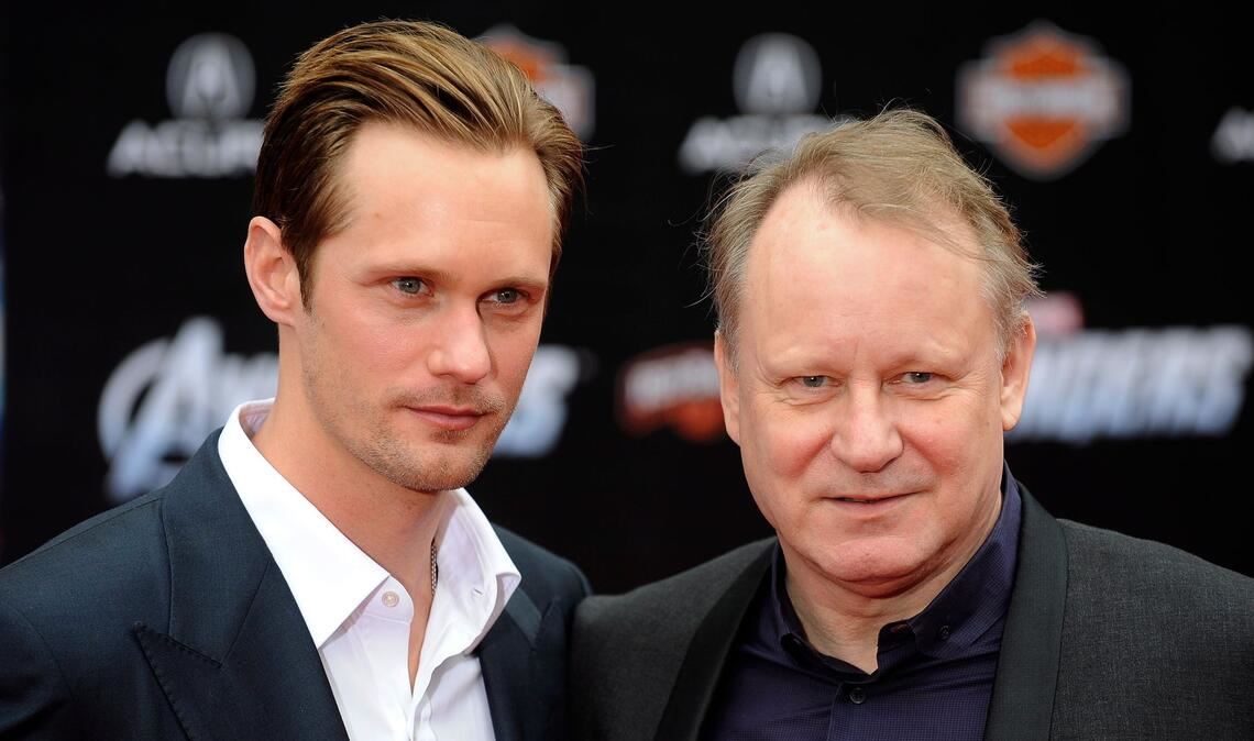 Alexander Skarsgård (links) ist wie mehrere seiner Brüder in die Fußstapfen von Vater Stellan (rechts) getreten. (Archivbild)