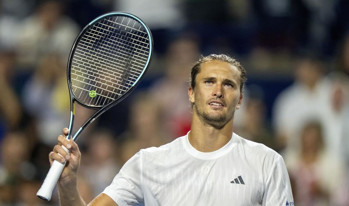 Alexander Zverev steht im Viertelfinale der Tennis-Masters in Toronto (Archivbild).
