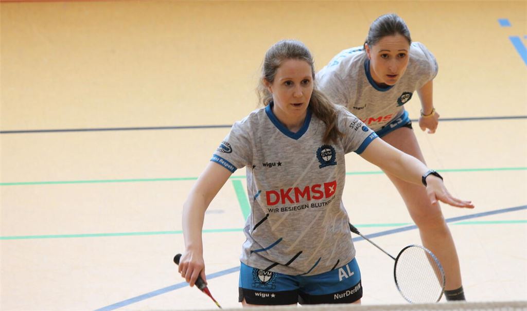 Aline Häcker (li.) und Luisa Schypulla punkten gemeinsam im Abstiegsduell.