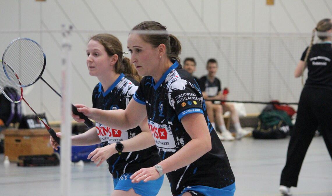 Aline Häcker (li.) und Luisa Schypulla sorgen für einen Punkt im Damendoppel. Foto: privat