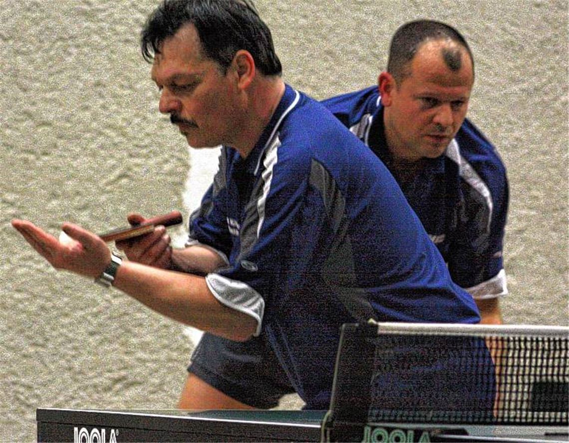 Als Doppel sind Thomas Graf (li.) und Ralf Lamprecht für die TTA 08 Mühlacker in dieser Saison noch unbesiegt . Foto: Westermann