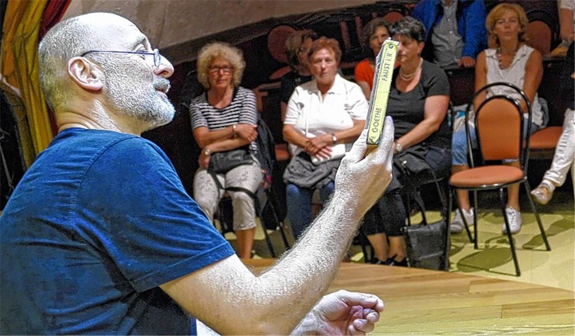 Da spült es fast den Faust hinweg