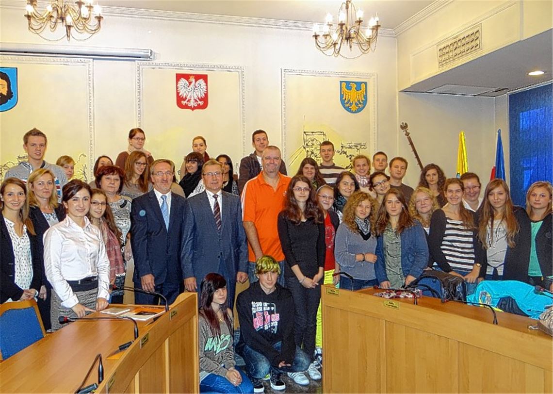 Alte Freundschaften werden aufgefrischt und neue geschlossen: Mühlacker Berufsschüler zu Gast in Myslowice.