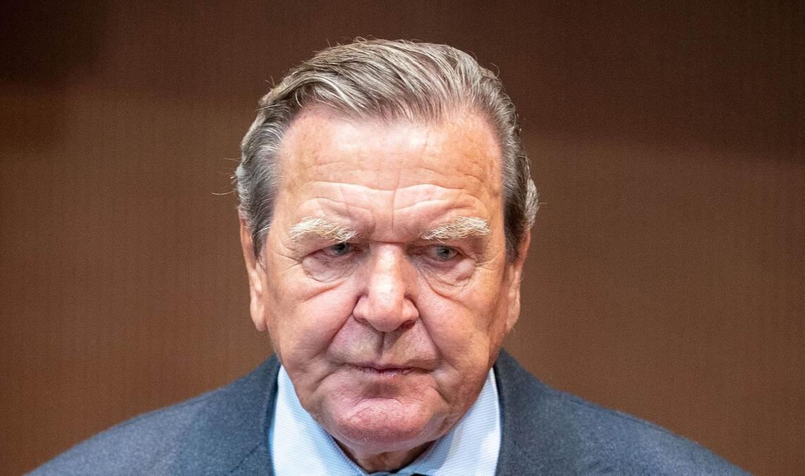Altkanzler Gerhard Schröder steht wegen seiner Russland-Nähe in der Kritik.