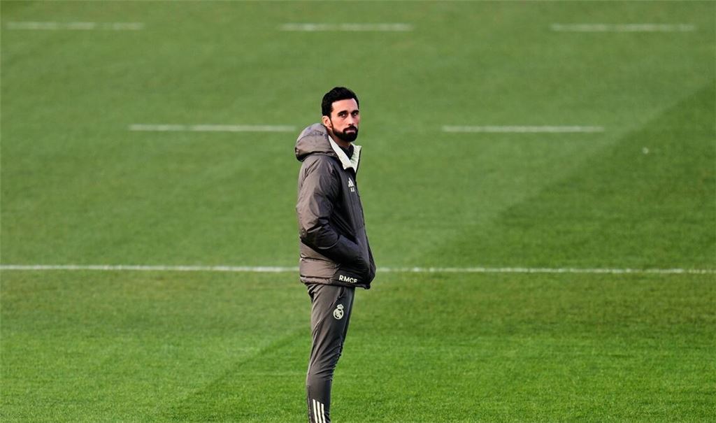 Alvaro Arbeloa leitet das Training bei Real Madrid.