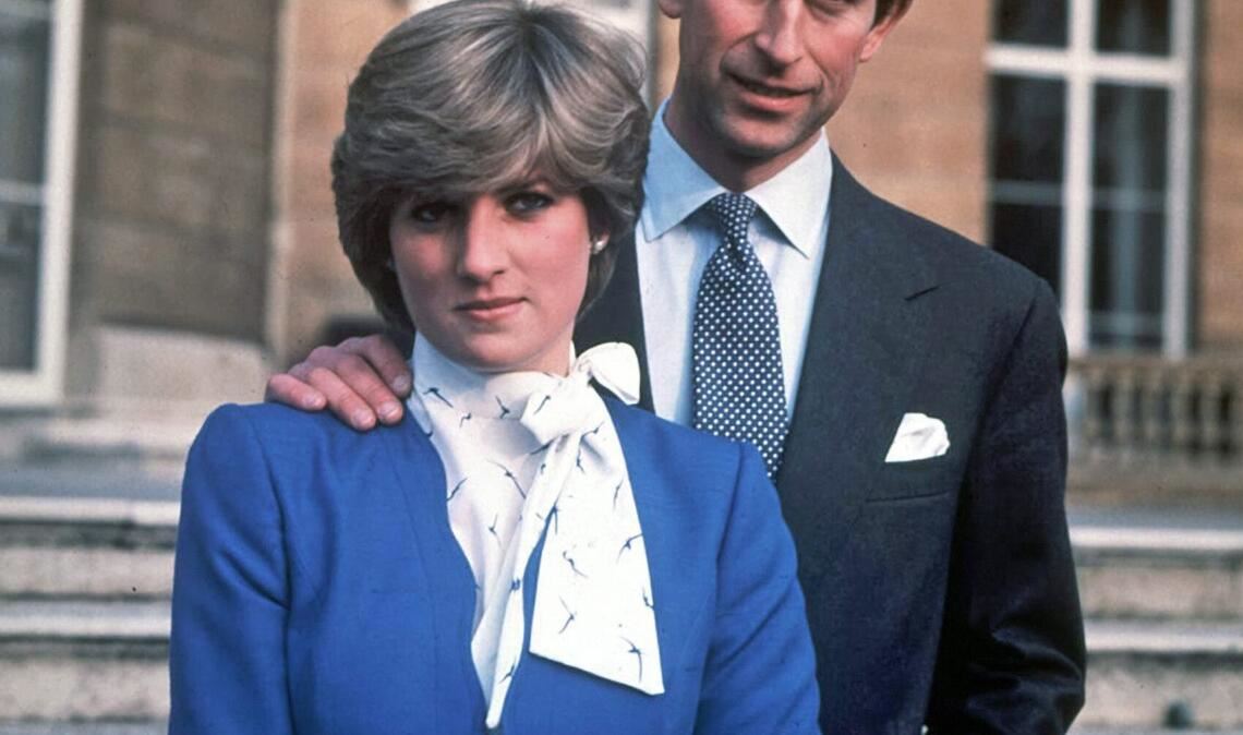 Am 24. Februar 1981 geben Charles und Diana in den Gärten des Buckingham Palace ihre Verlobung bekannt. Rund zwei Wochen vorher hatte Charles den Antrag auf Windsor Castle gemacht.