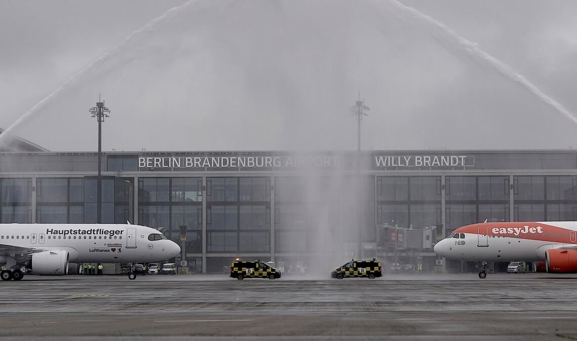 Am 31. Oktober 2020 landeten die ersten Flugzeuge am Hauptstadtflughafen BER. (Archivbild)