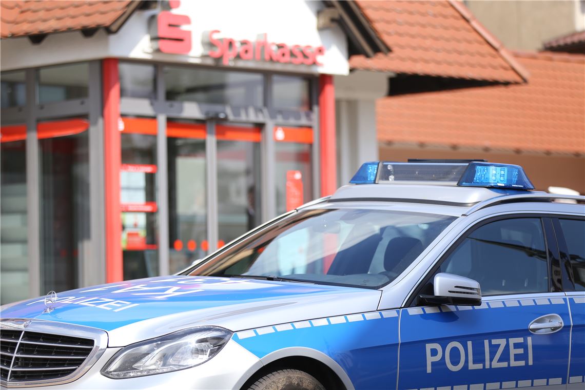 lh Banküberfall Sparkasse Öschelbronn (4)