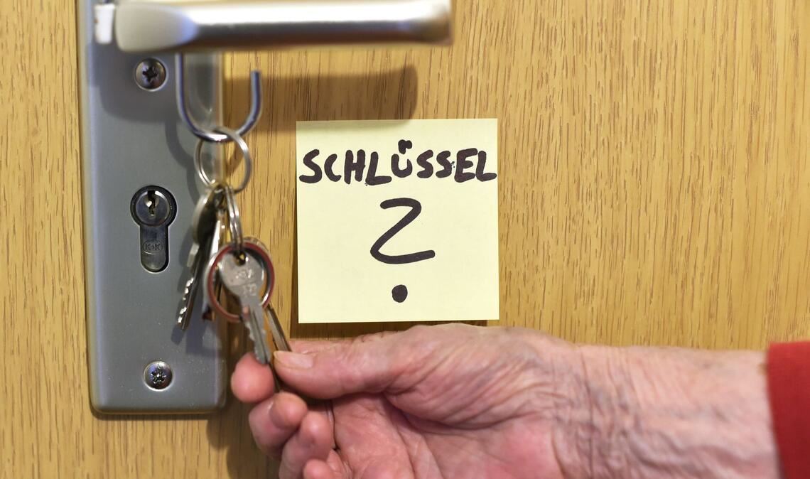 Am Anfang fällt eine Demenzerkrankung bei Down-Syndrom oft nicht so leicht auf. (Symbolbild)