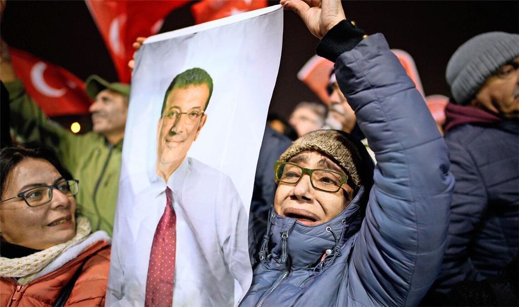 Am Mittwoch demonstrierten Anhänger Emre Imamoglus in Istanbul.