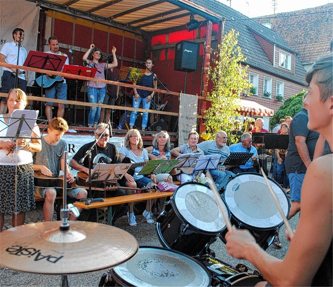 Alter Ortskern wird zur Festmeile