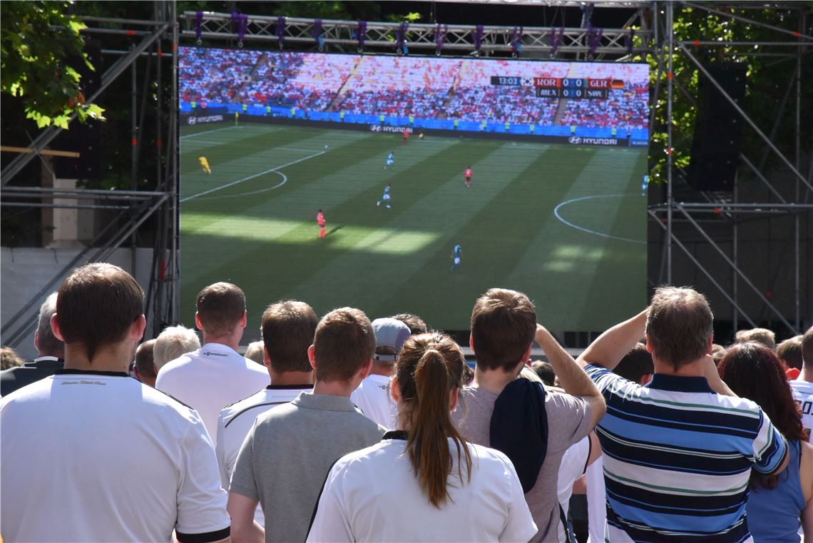 Public Viewing Kelterplatz Deutschland gegen Südkorea