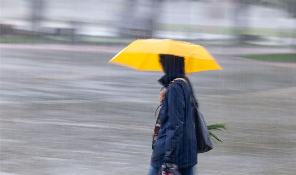 Am Wochenende wird viel Regen erwartet (Symbolbild).