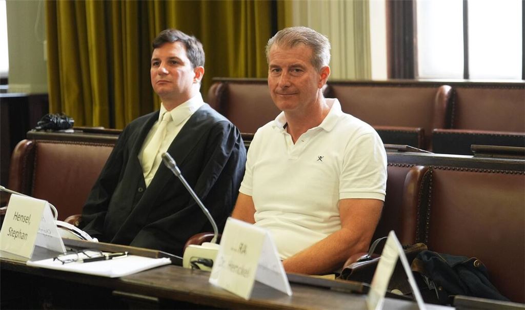 Am sechsten Verhandlungstag im Prozess um die Entführung der Kinder von Christina Block darf der Nebenklagevertreter Philip von der Meden weitere Fragen an die angeklagte Unternehmerin stellen. (Archivbild)