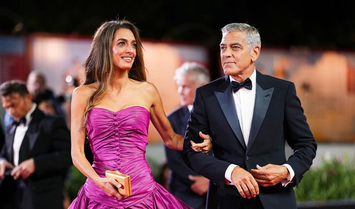 Amal und George Clooney vor der Premiere von "Jay Kelly".