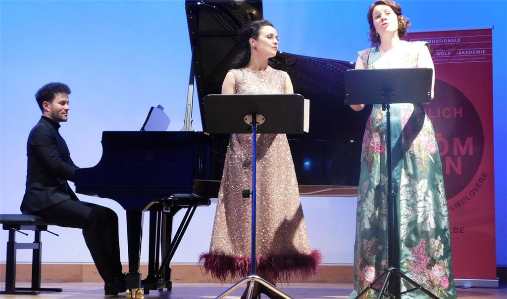 Ammiel Bushakevitz, Katharina Konradi, Catriona Morison (von links“ beim Konzert in der Staatsgalerie