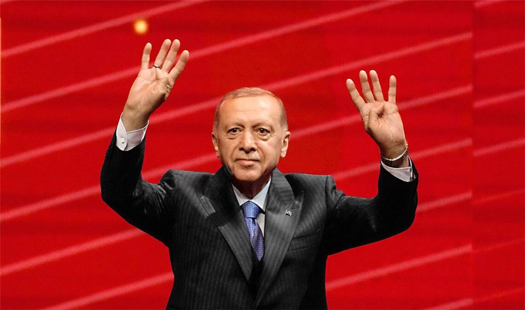 Amtsinhaber Erdogan gibt sich vor der Stichwahl am Sonntag siegessicher.