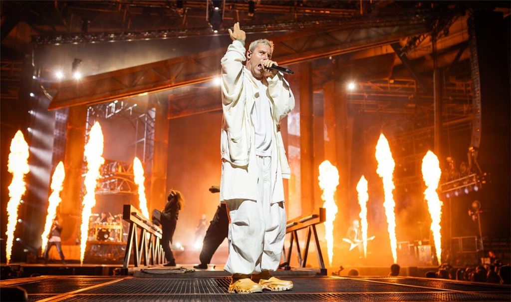 An Pyrotechnik hat die australische Band Parkway Drive rund um Sänger Winston McCall nicht gespart.