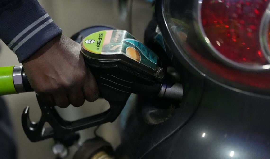 An den Tankstellen stiegen die Preise am Dienstag weiter.