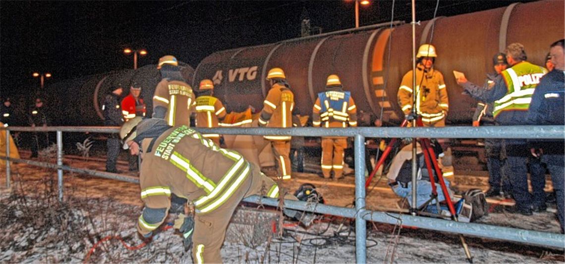 An der Bahnstrecke in Mühlacker verliert ein 41-Jähriger sein Leben – eine Belastungsprobe für Lokführer und Helfer. Wichtiger Ansprechpartner ist in solchen Fällen der Notfallseelsorger.