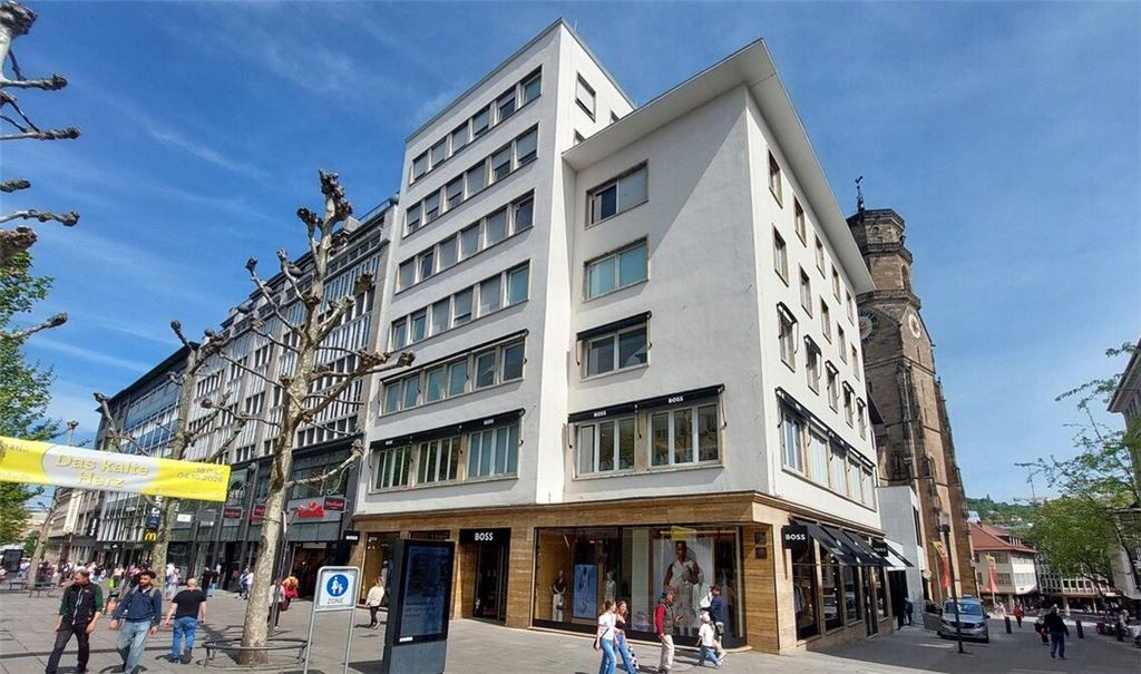 An der Ecke zur Stiftstraße (r.) befindet sich das Gebäude Königstraße 19B.