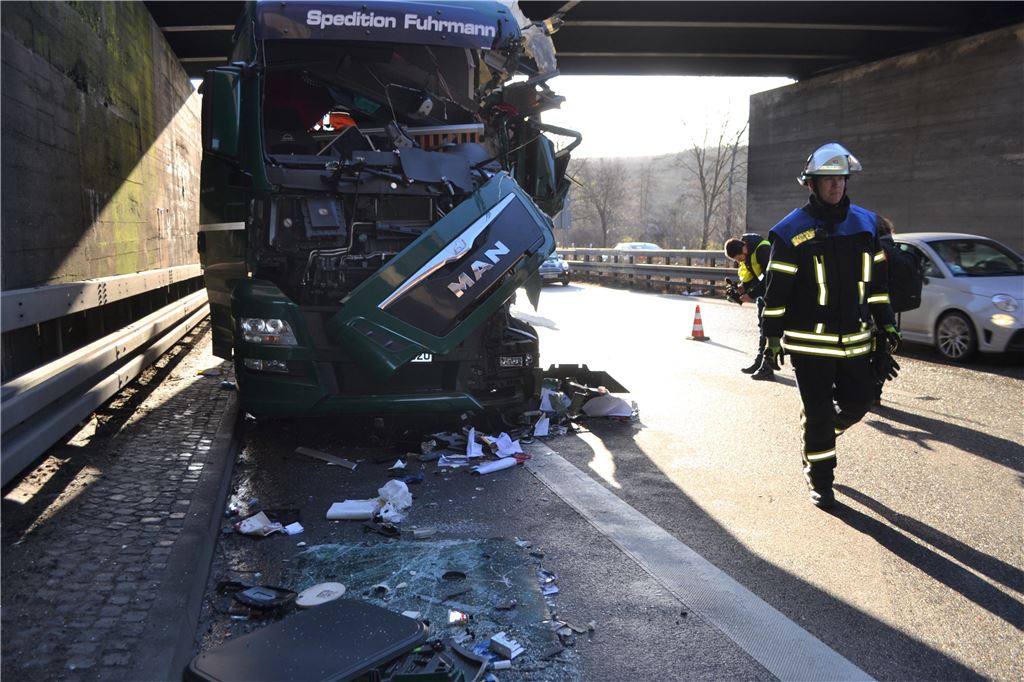 910_0008_145639_myro_unfall_a82