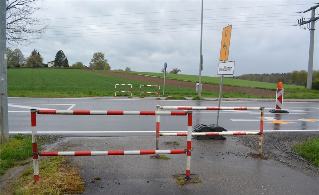 An dieser Stelle der Ortsdurchfahrt in Ötisheim könnte eine Mittelinsel die Überquerung der Landesstraße für Radfahrer und Fußgänger sicherer machen.Stahlfeld