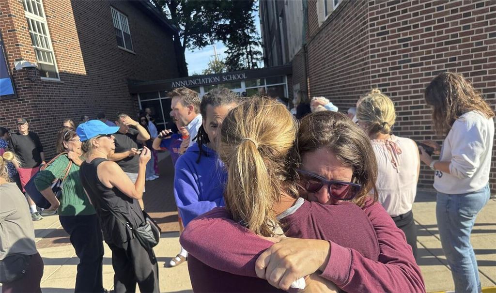 An einer Schule in Minneapolis ist es zu einem Schusswaffenvorfall gekommen.